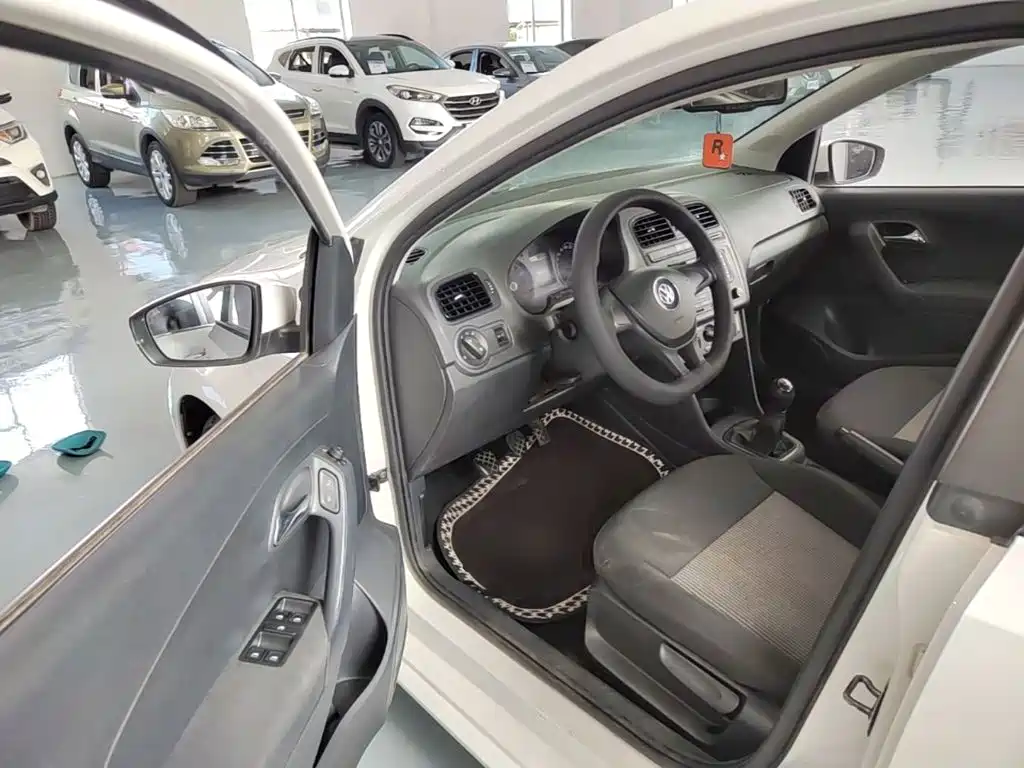 Volkswagen Polo — миниатюра 16