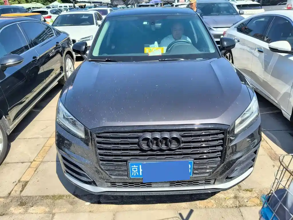 Audi Q2L — миниатюра 2