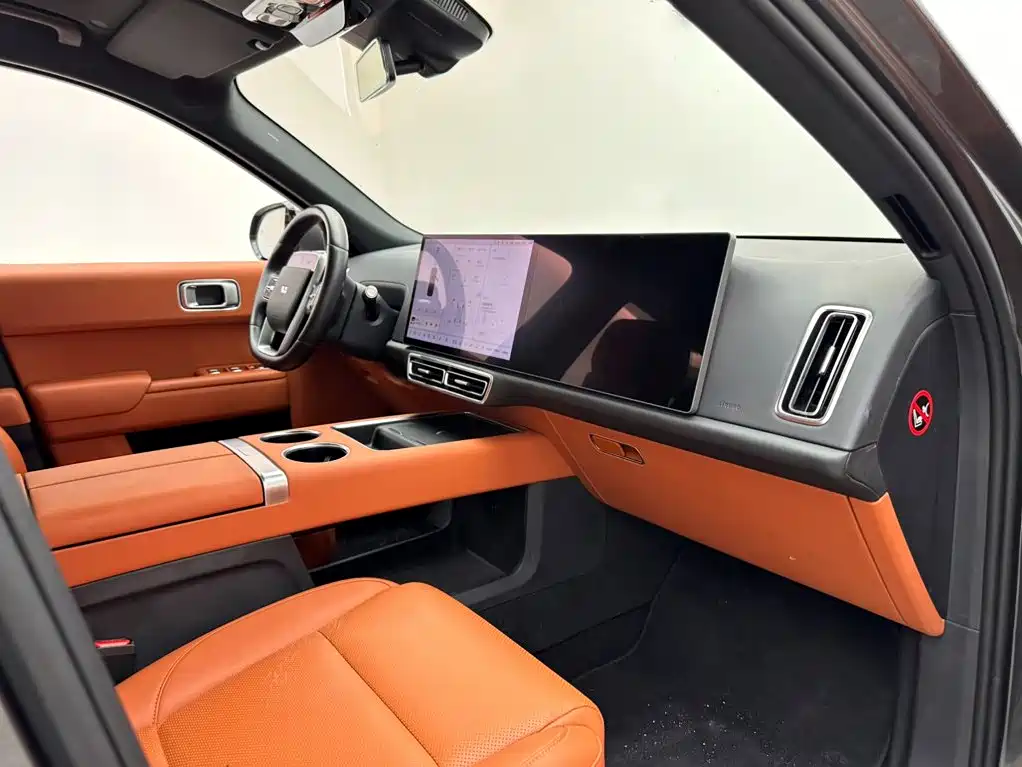 Li Auto Li L8 — миниатюра 11