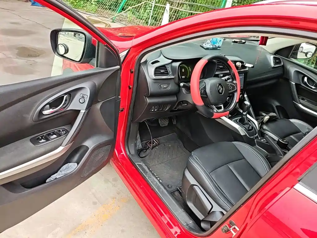 Renault Kadjar — миниатюра 16