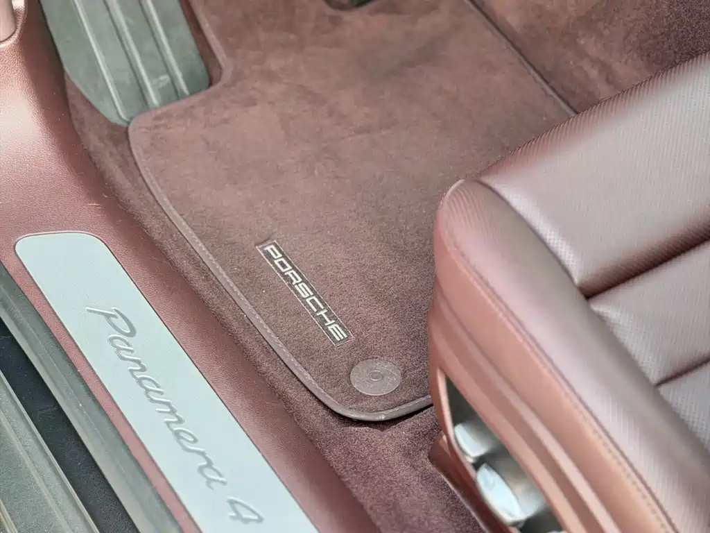 Porsche Panamera Hybrid — миниатюра 17