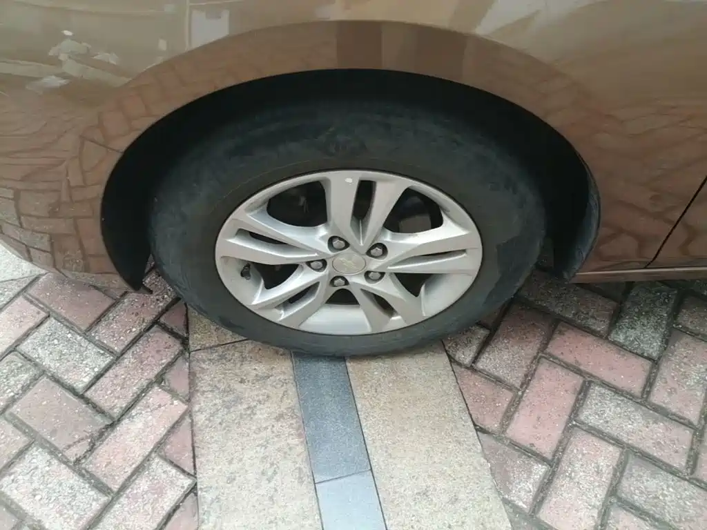 Chevrolet Cavalier — миниатюра 23