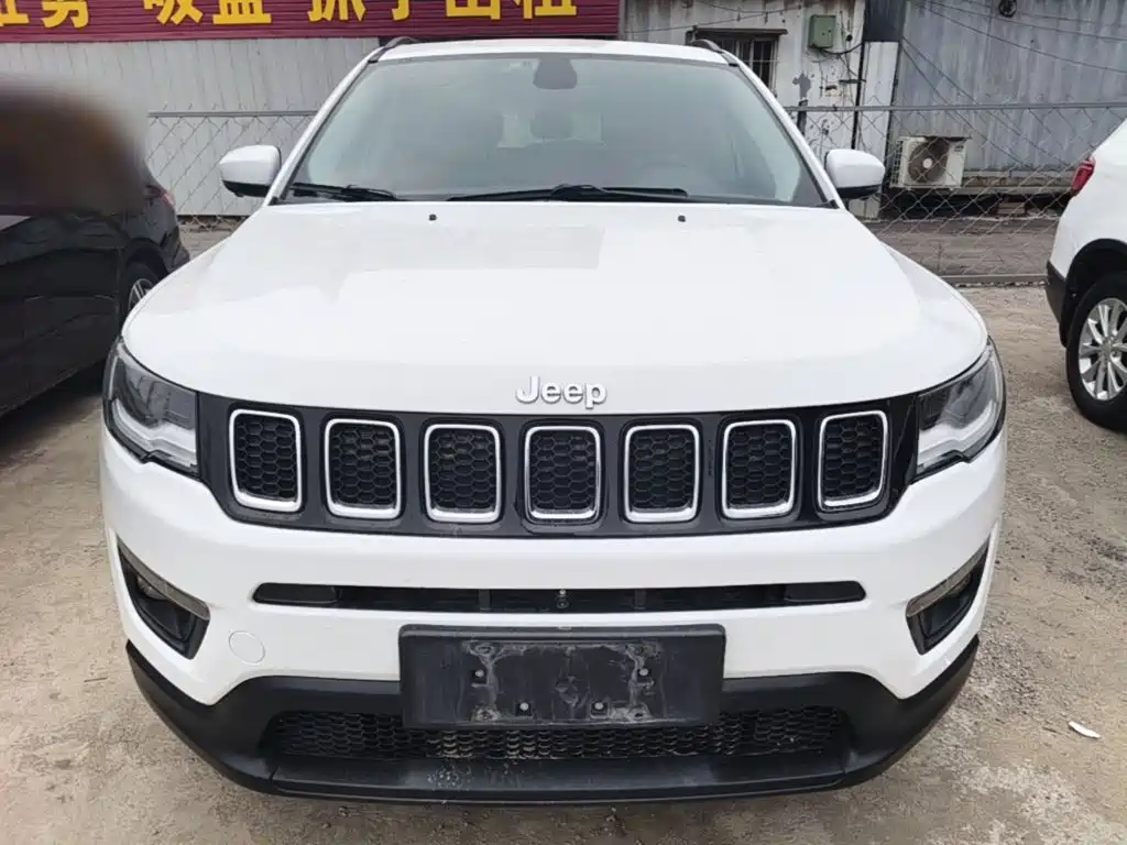 Jeep Compass — миниатюра 3