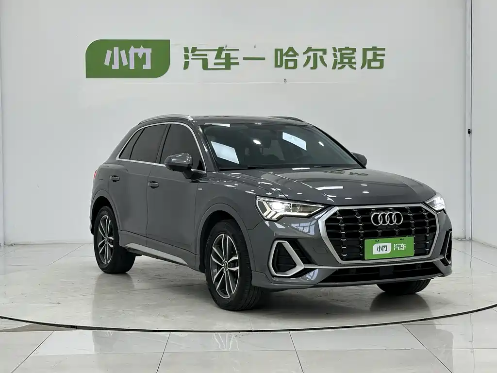Audi Q3 2022 35 TFSI
