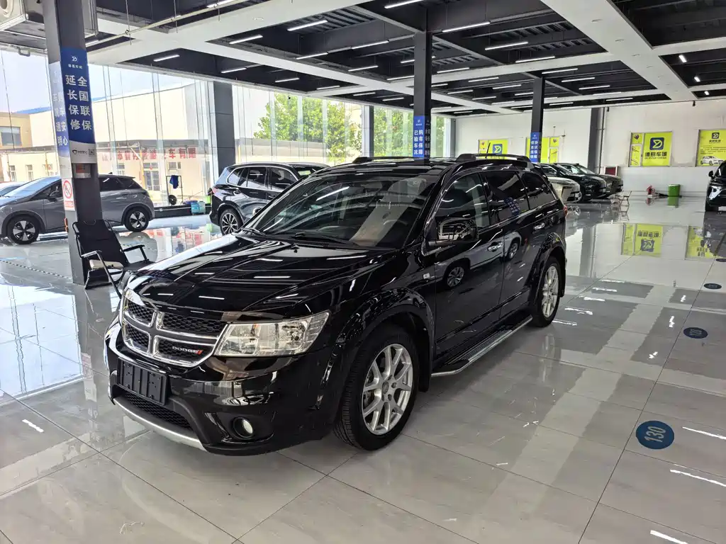 Dodge Journey — миниатюра 3