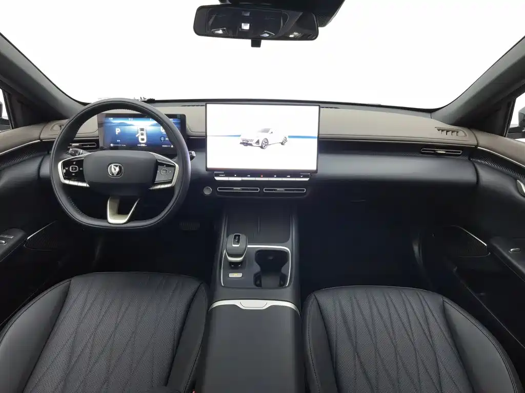 Changan Eado — миниатюра 5