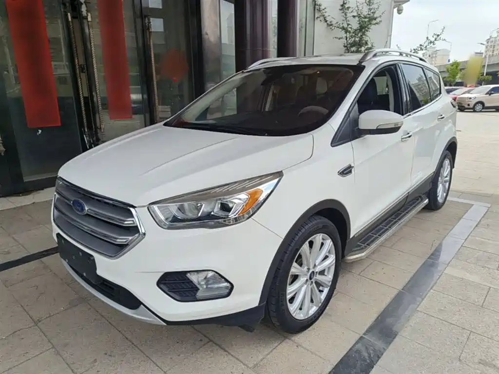 Ford Kuga 2016