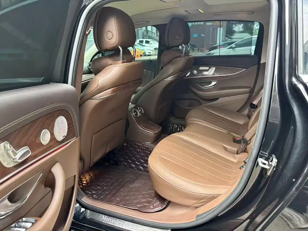 Mercedes-Benz E-Class E 2023 E 300 L Luxury