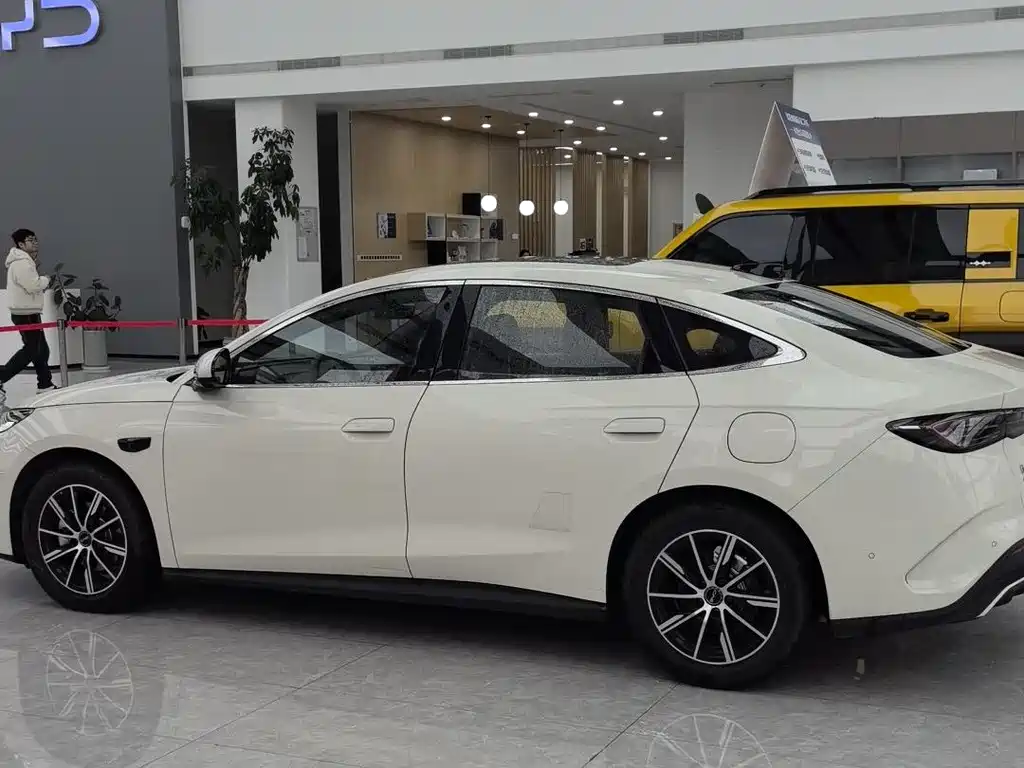 BYD SEAL 06 NEW ENERGY