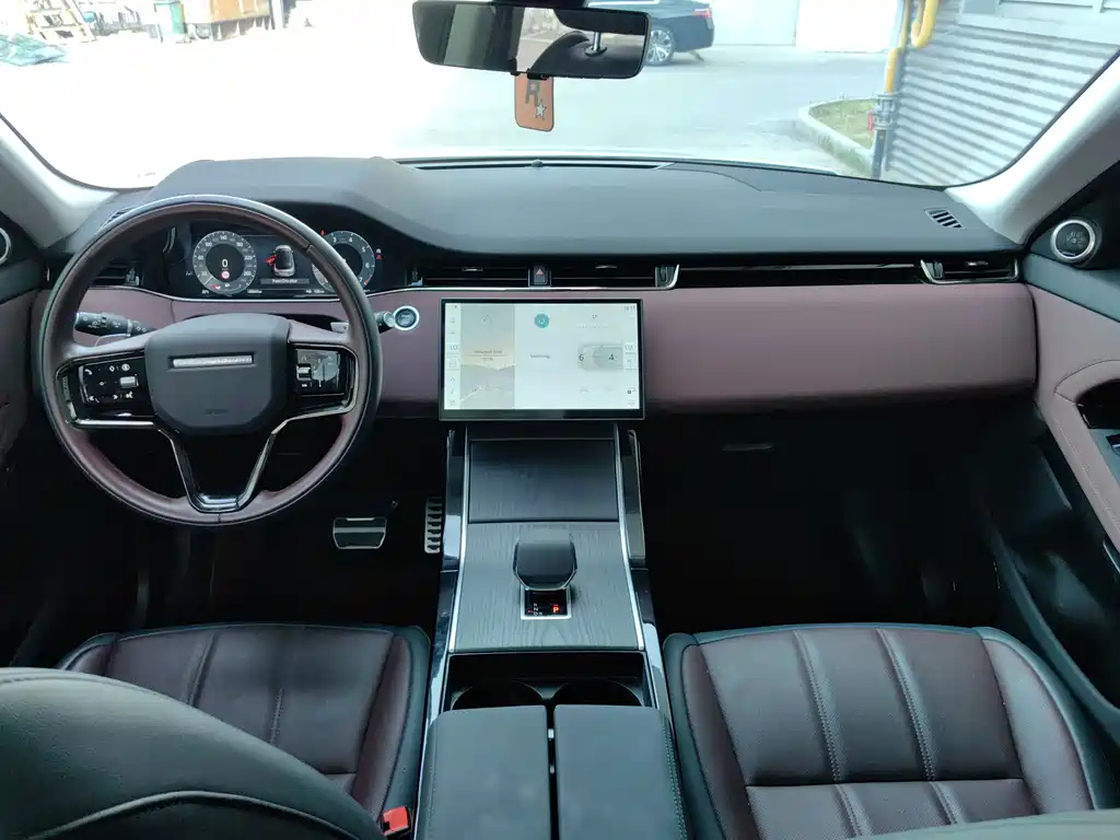 Land Rover Range Rover Evoque 2024 L SE