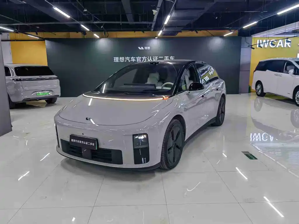 Li Auto 理想i6 2025