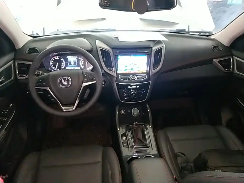Changan CS75 — миниатюра 10