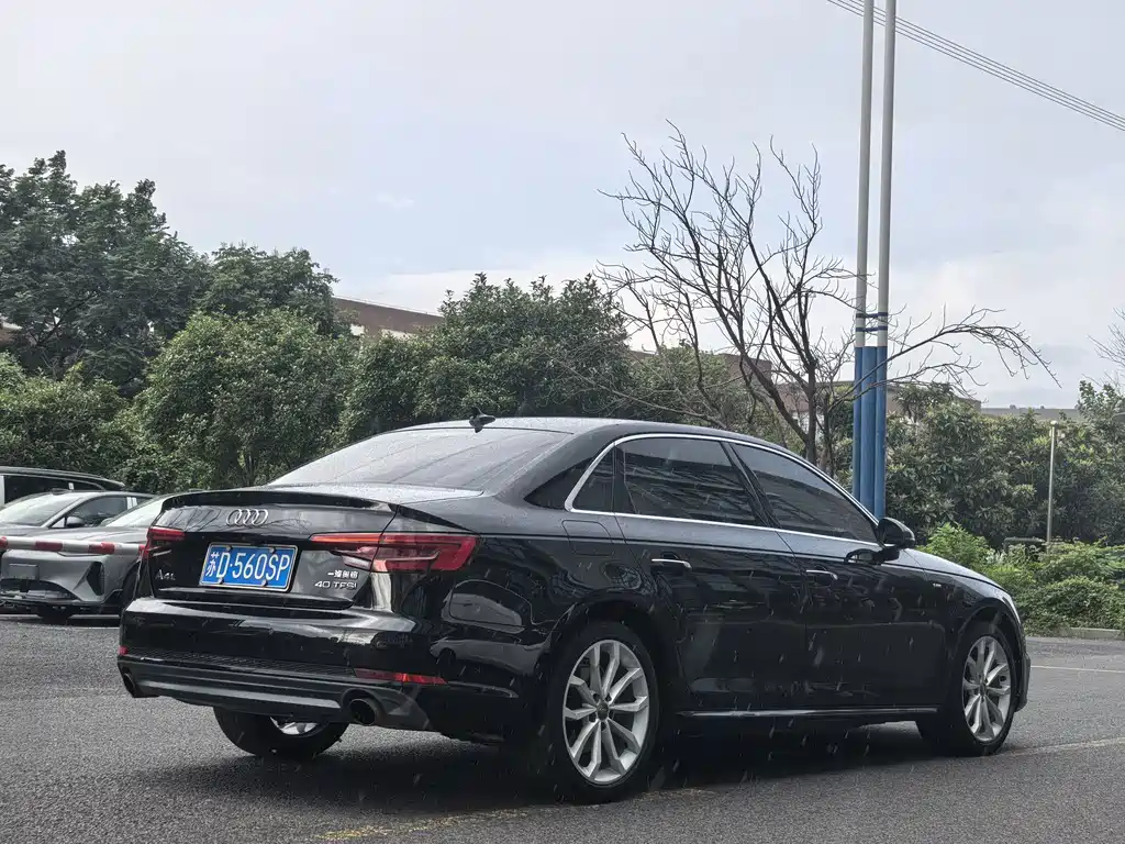 Audi A4L — миниатюра 4
