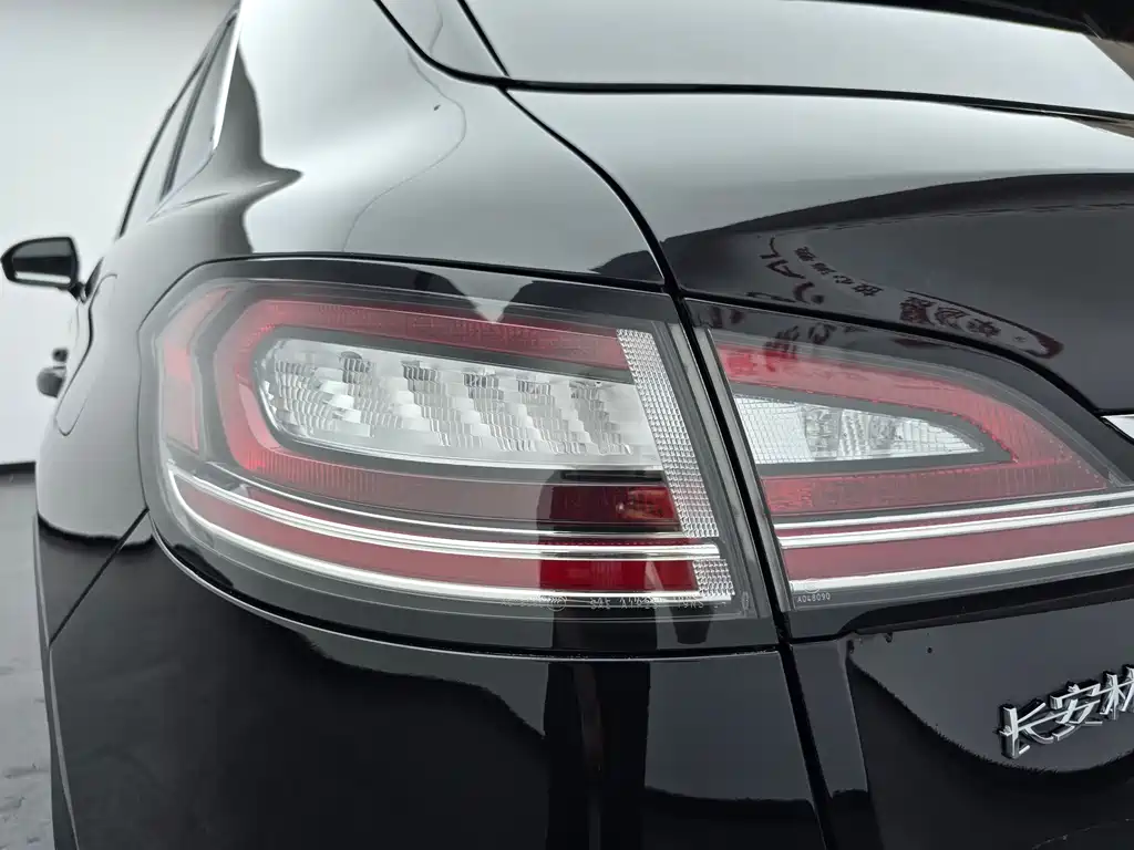 Lincoln Nautilus 2021 2.7T