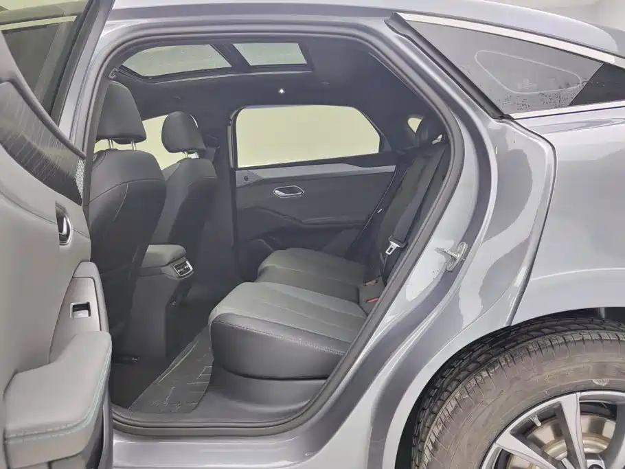 BYD Qin L — миниатюра 11