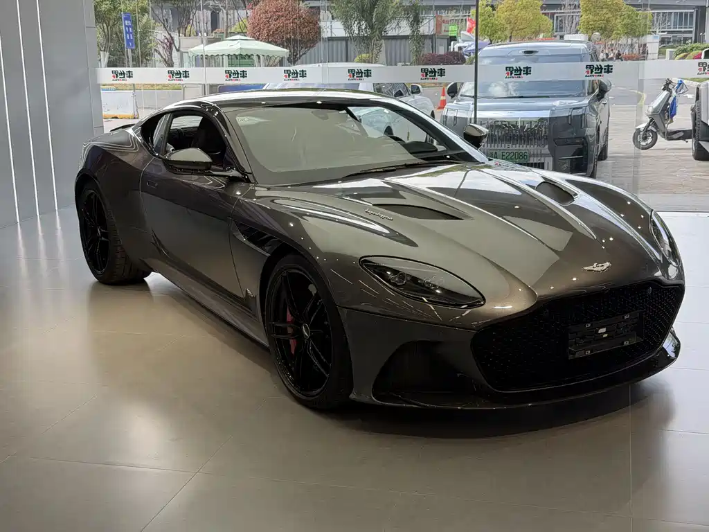Aston Martin DBS 2019 DBS Superleggera V12 Coupe