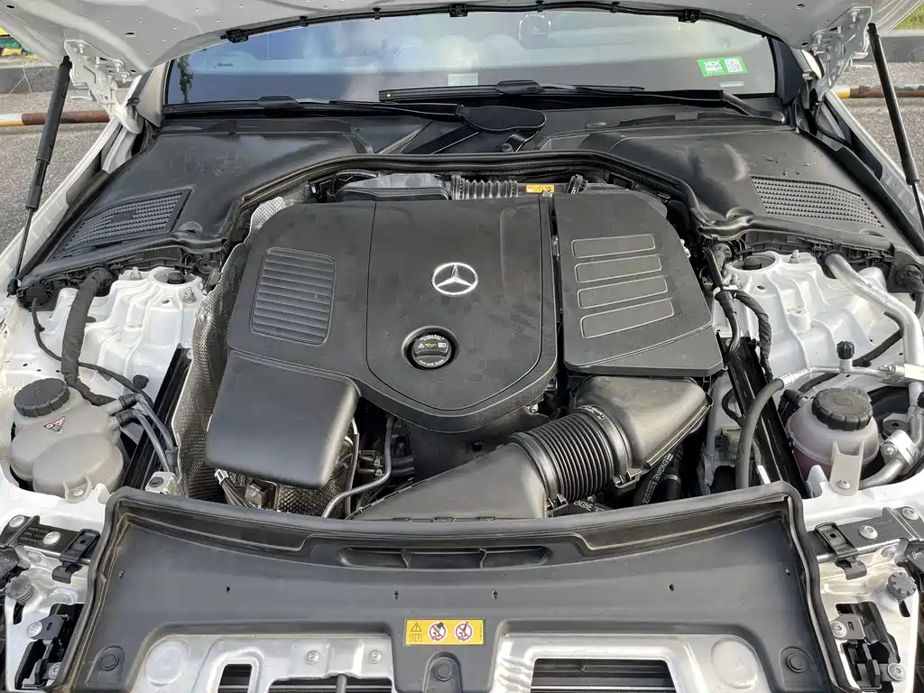 Mercedes-Benz C-Class — миниатюра 17