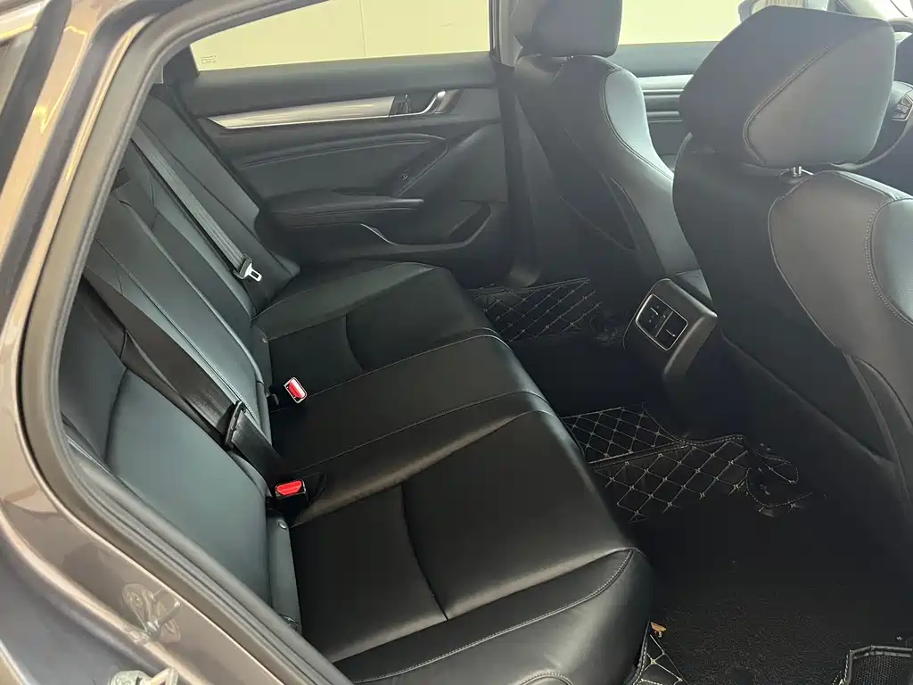 Honda Accord — миниатюра 5