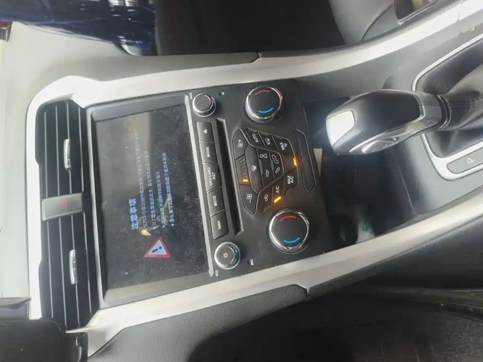 Ford Mondeo — миниатюра 13