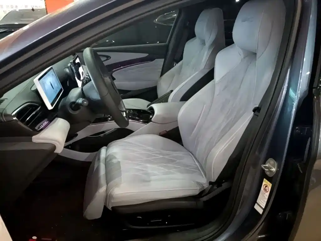 BYD Seal — миниатюра 11