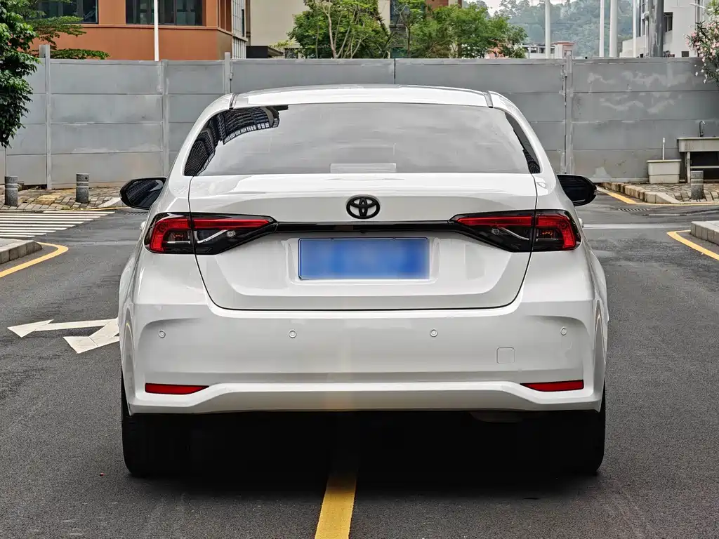 Toyota Corolla — миниатюра 9
