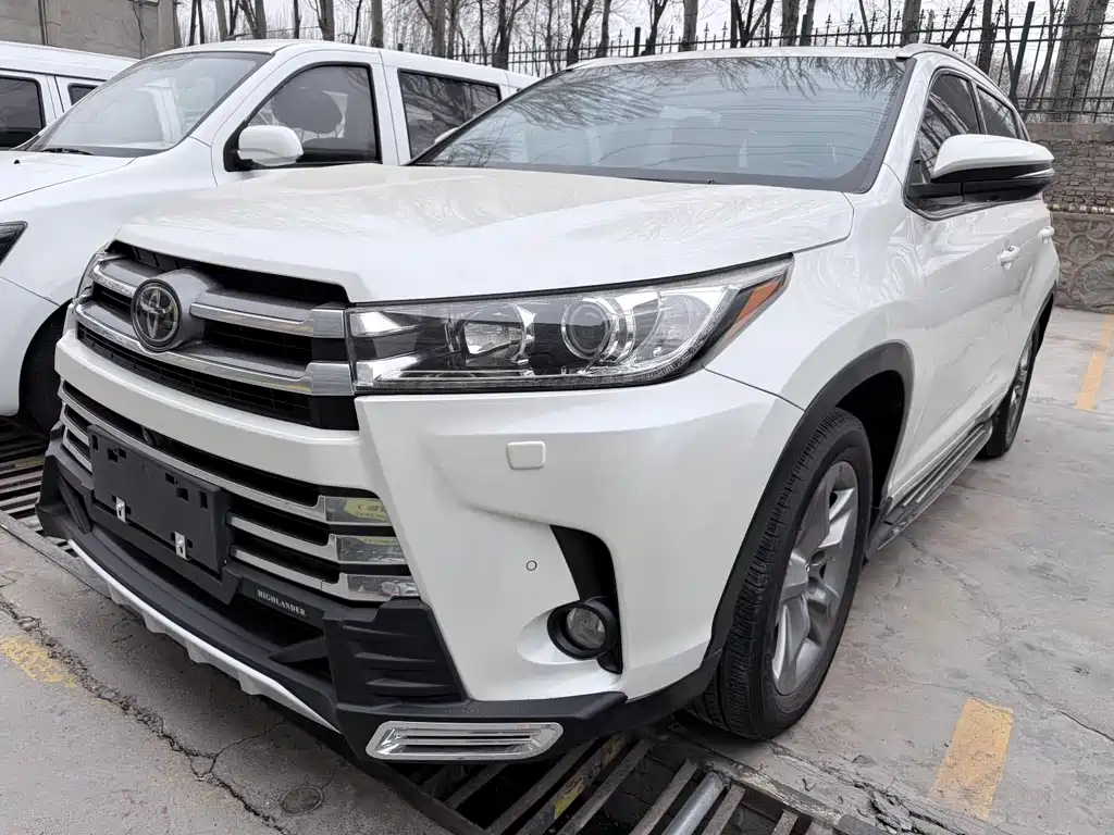 Купить Toyota Highlander