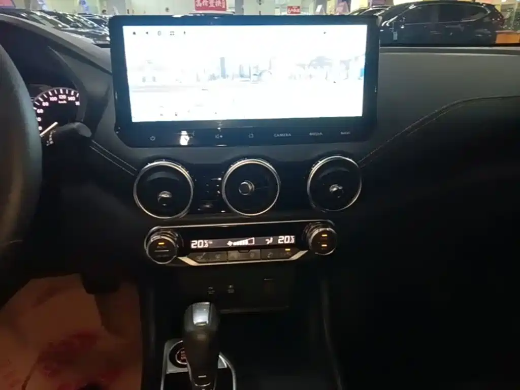 Nissan Sylphy — миниатюра 13