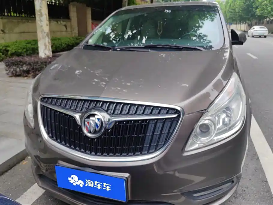 Buick GL8 2013 2.4L CT Luxury Comfort