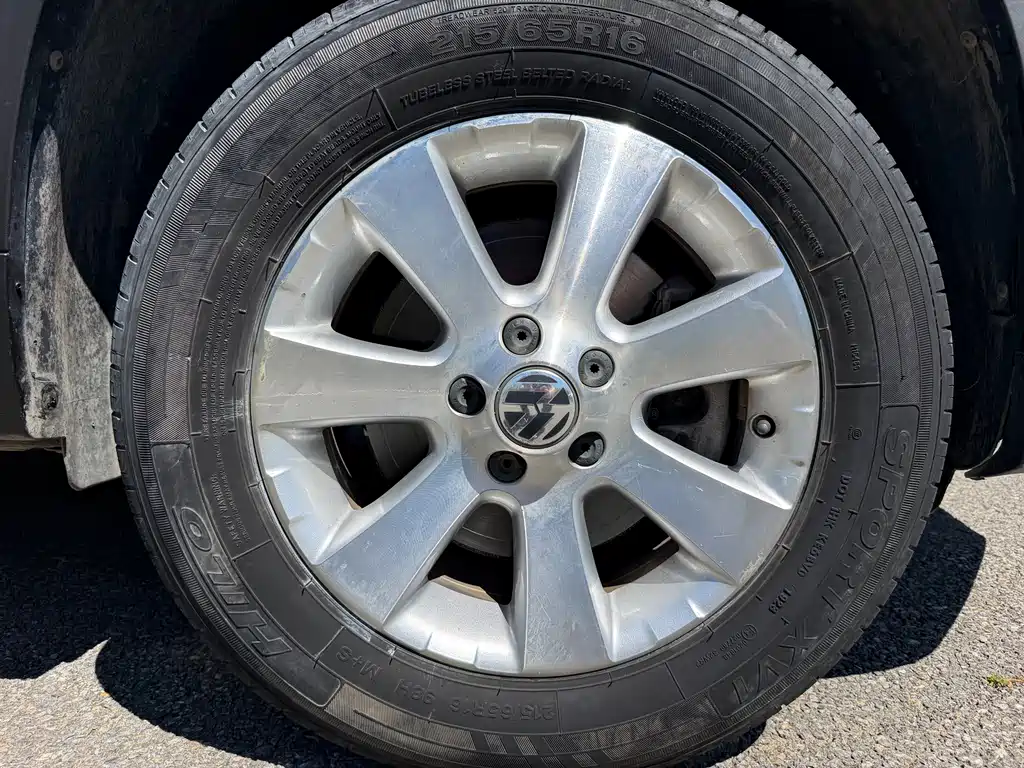 Volkswagen Tiguan — миниатюра 14