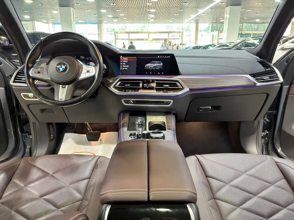 BMW X5 — миниатюра 7