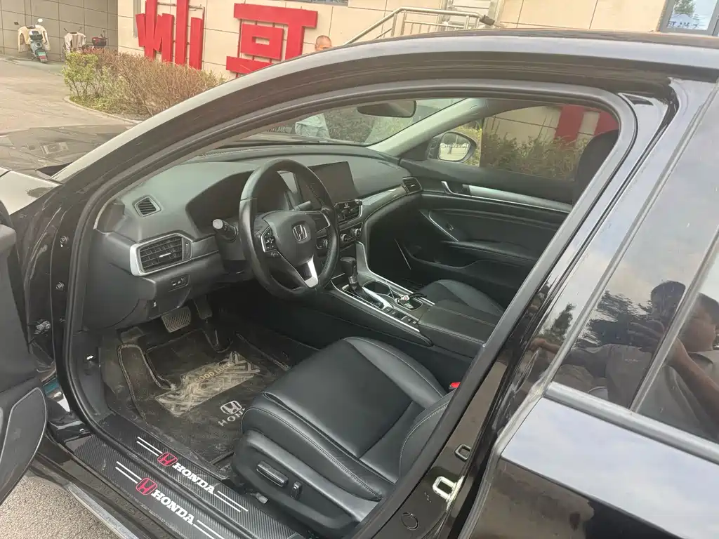 Honda Accord — миниатюра 3