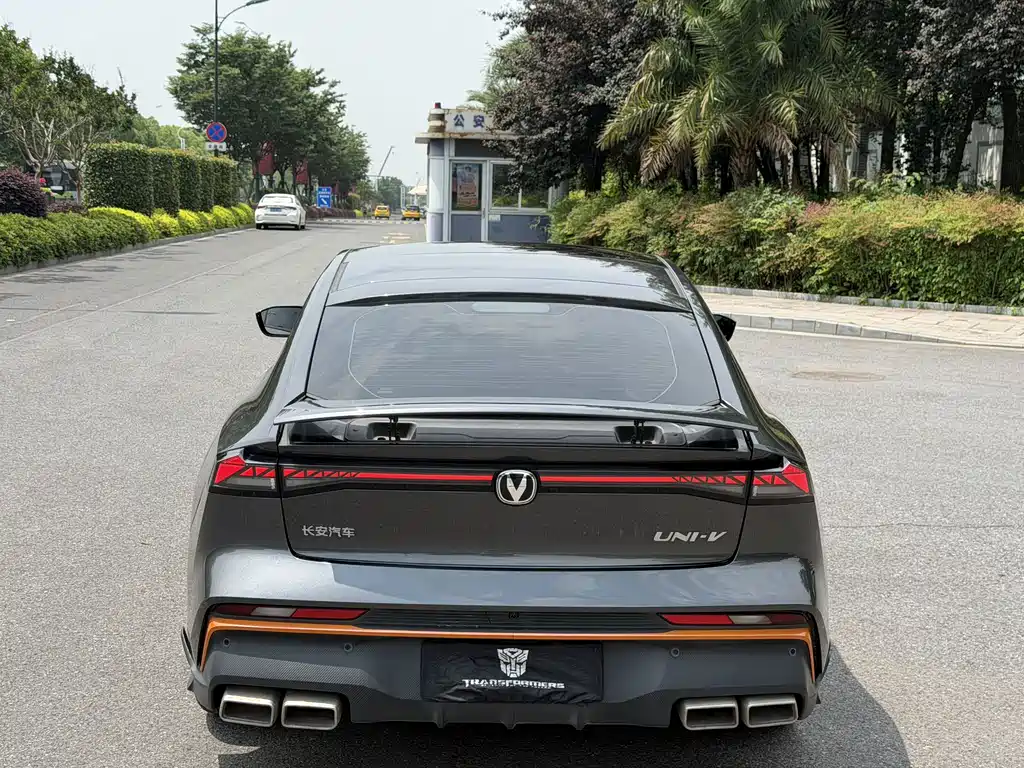 Changan UNI-V — миниатюра 11