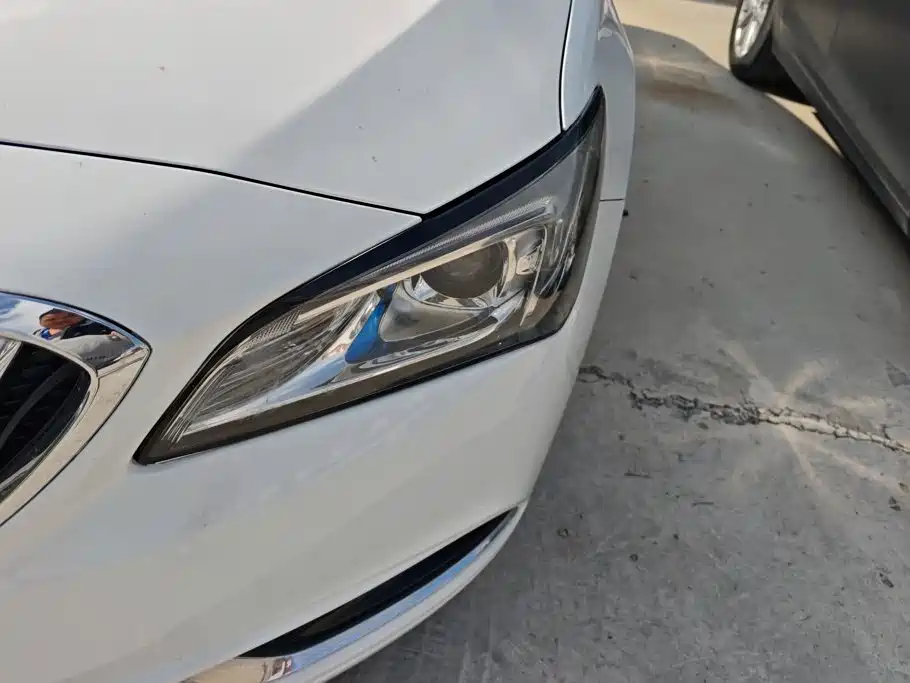 Buick Verano — миниатюра 4