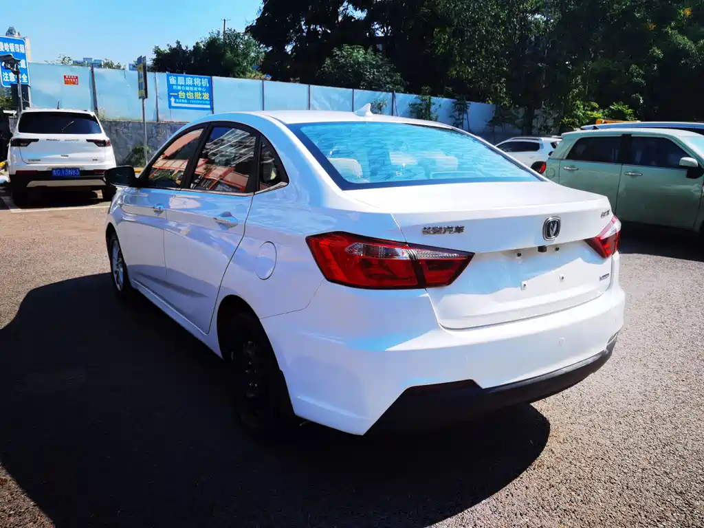 Changan V7 — миниатюра 7