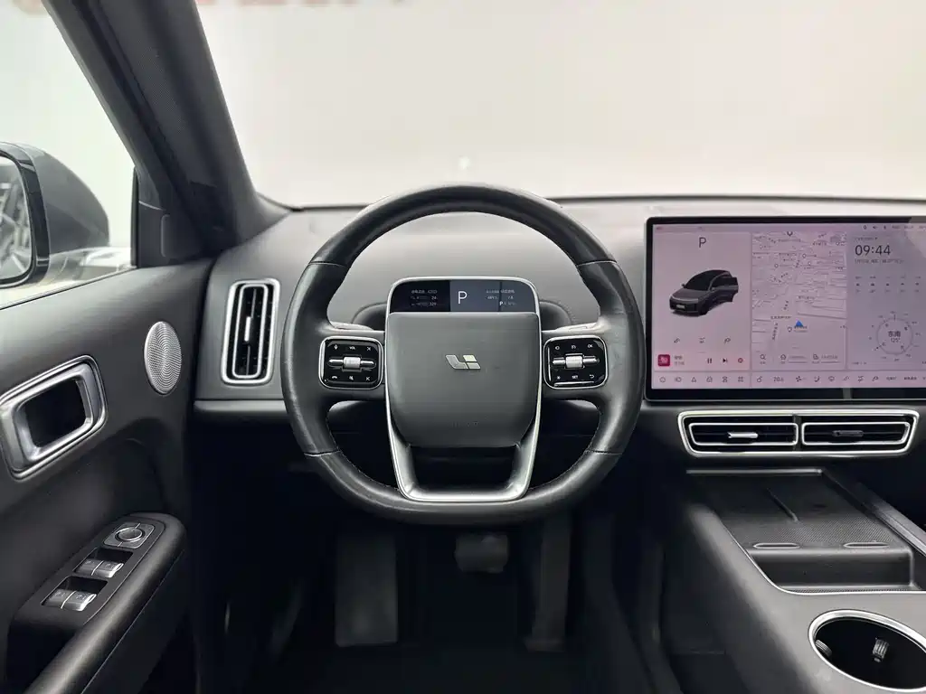 Li Auto L8 2023 Pro