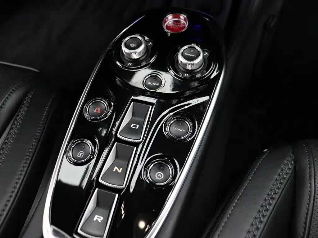 McLaren GT — миниатюра 15