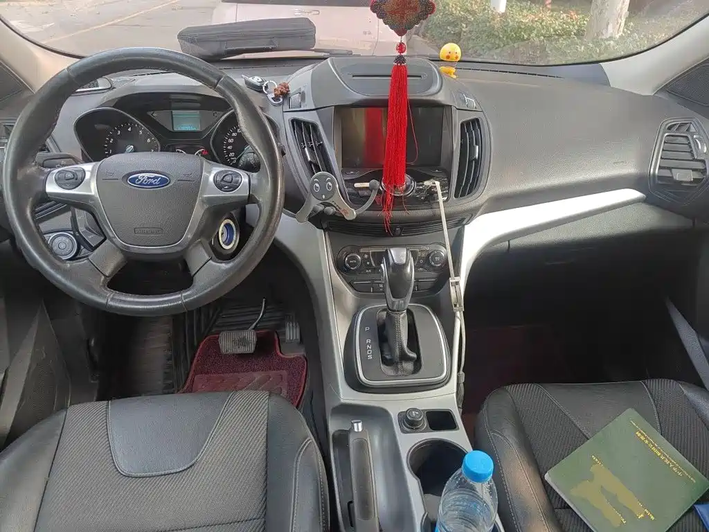 Ford Kuga — миниатюра 5