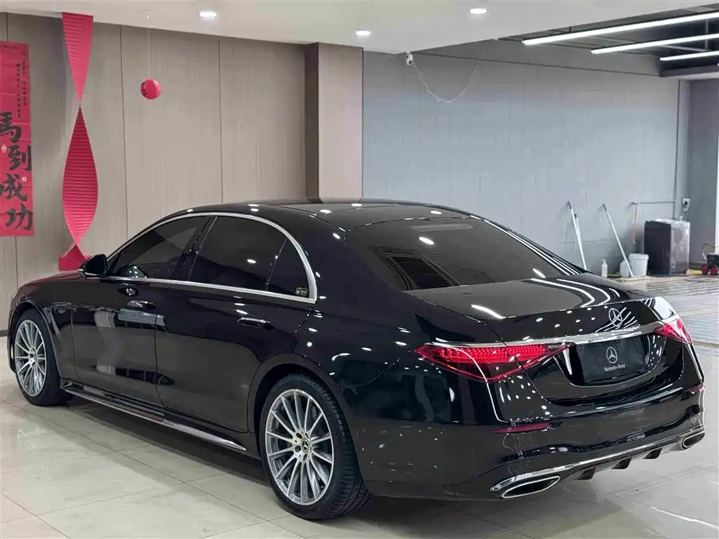MERCEDES-BENZ S CLASS