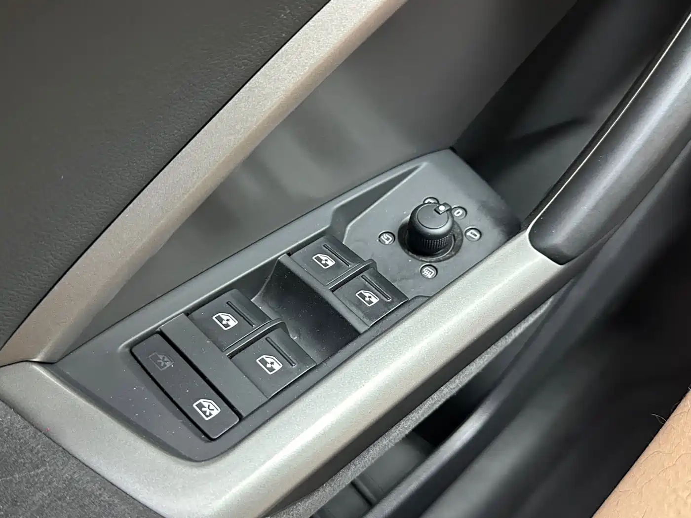 Audi Q3 id 4515319 из Китая 21