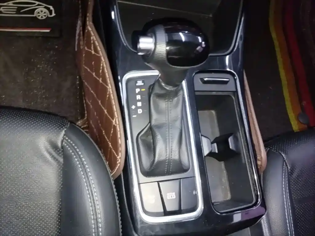 Kia K4 — миниатюра 14