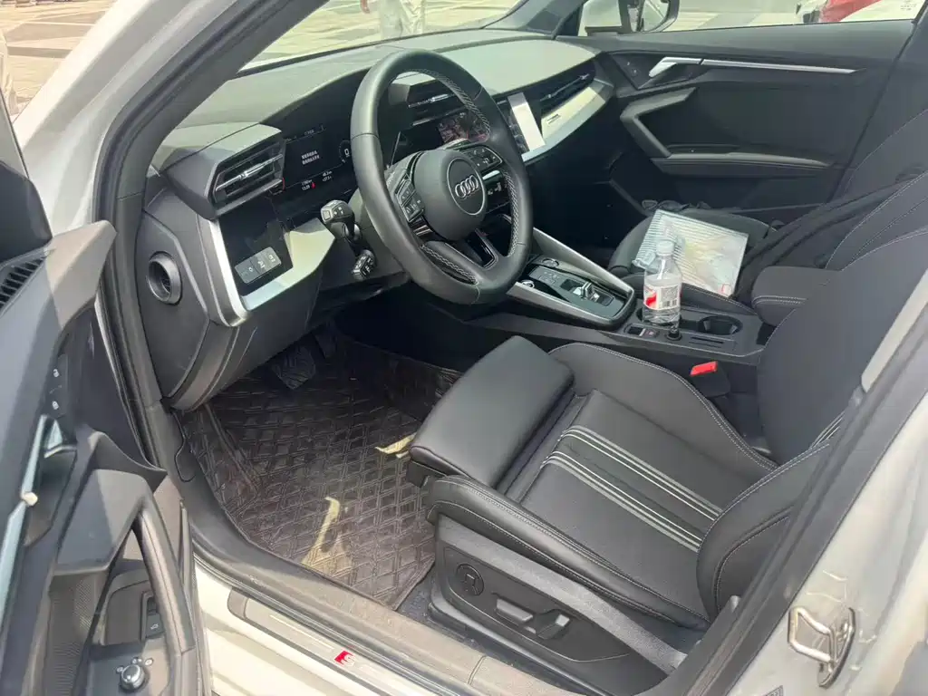 Audi A3 2023 Sportback 35 TFSI Fashion Sport
