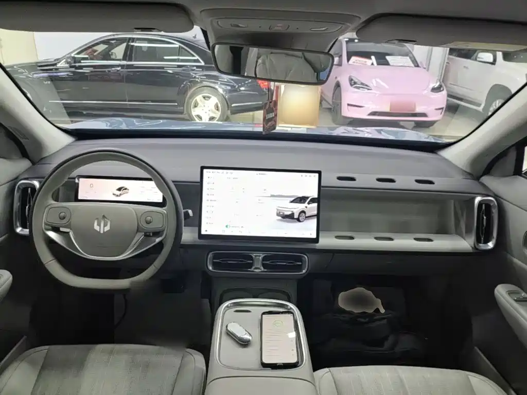 Leapmotor Leapmotor B10 — миниатюра 10