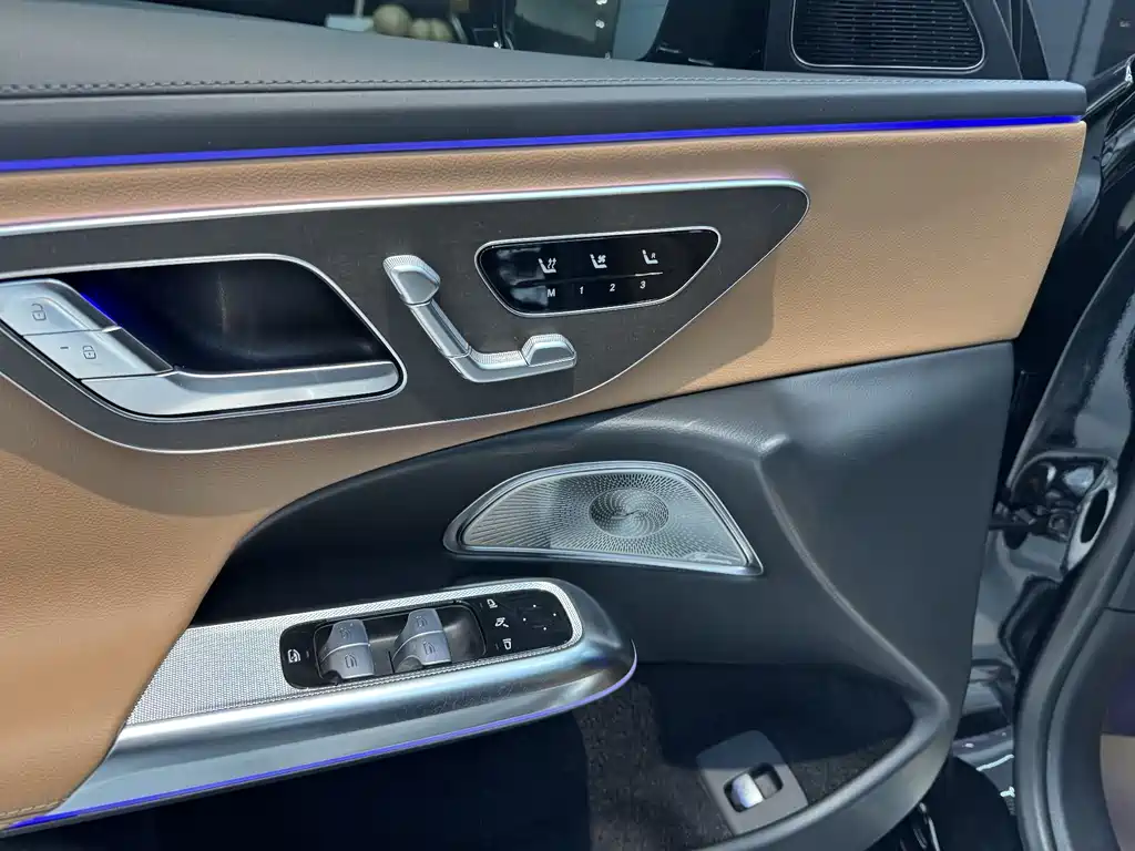 Mercedes-Benz E-Class E 2024 E 300 L Luxury