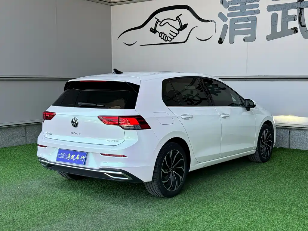 Volkswagen Golf — миниатюра 14