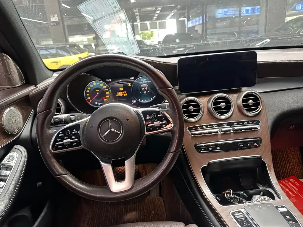 Mercedes-Benz GLC — миниатюра 6