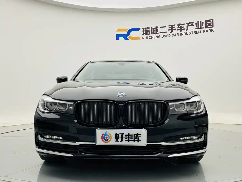 BMW 7 Series 7 2018 730Li Lead