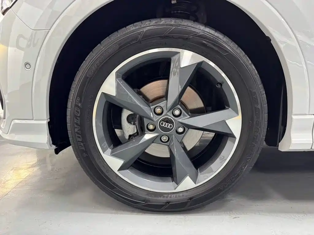 Audi Q3 — миниатюра 19