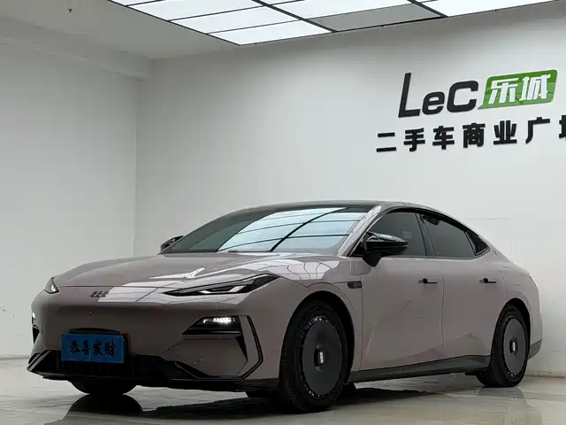 geely-galaxy galaxy-e8