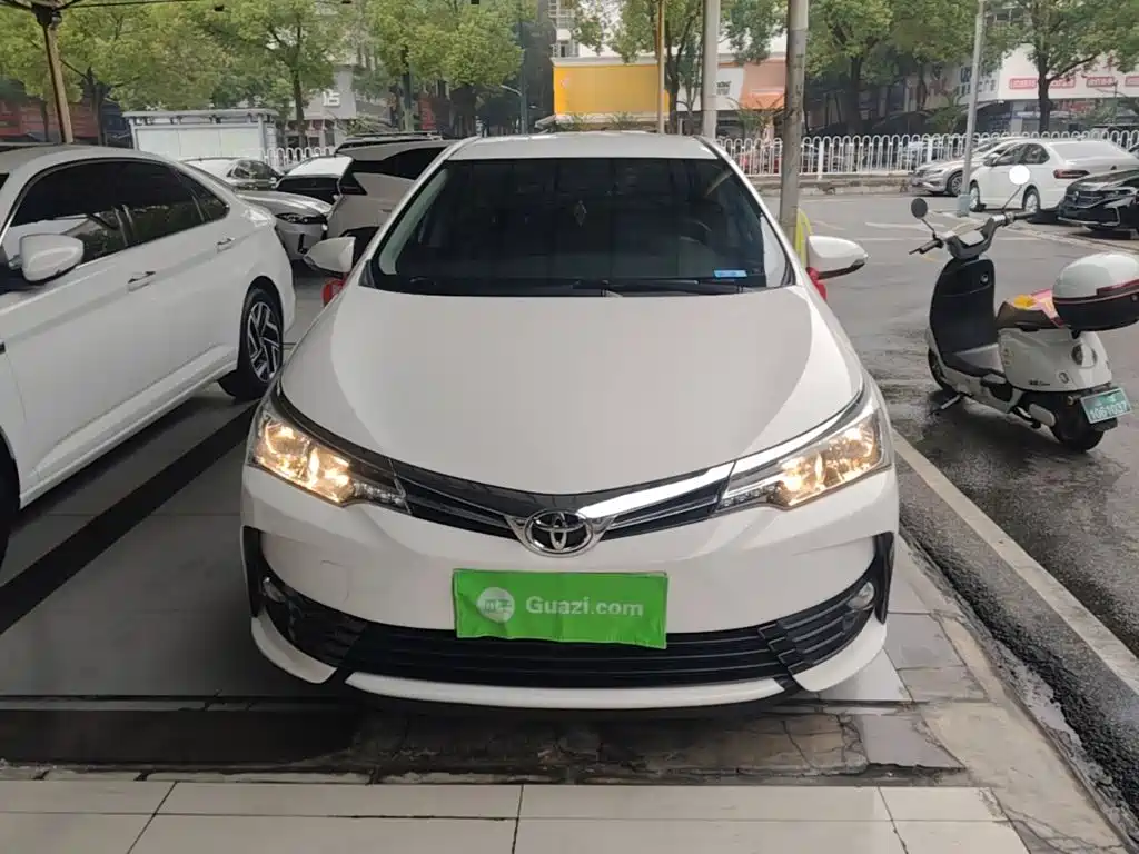 Toyota Corolla — миниатюра 3