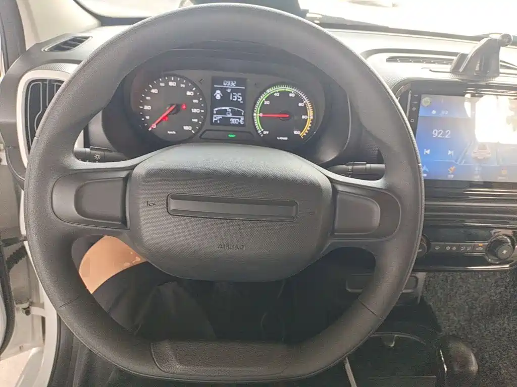 Roewe Clever — миниатюра 11